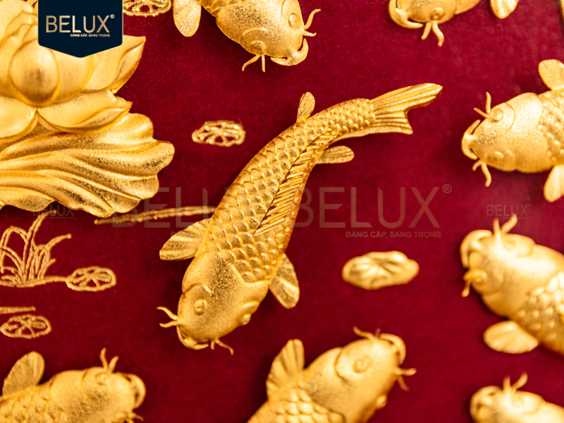 Tranh Cửu Ngư Quần Hội Dát Vàng 24k Nền Đỏ